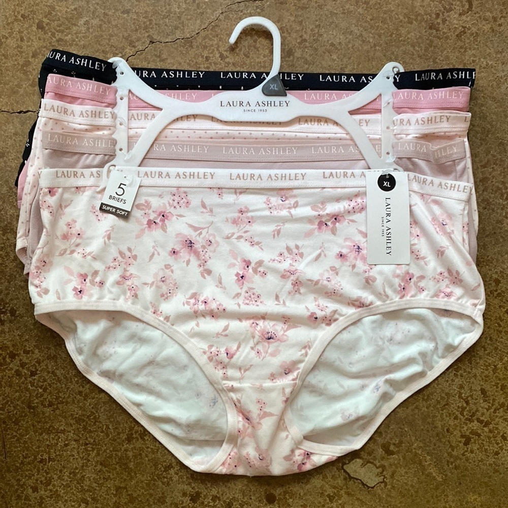 LAURA Ashley‎ floral polka dots smooth and soft cotton tag free 5 pack panties